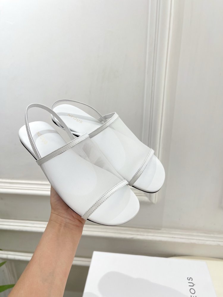 Шльопанці жіночі фото 4