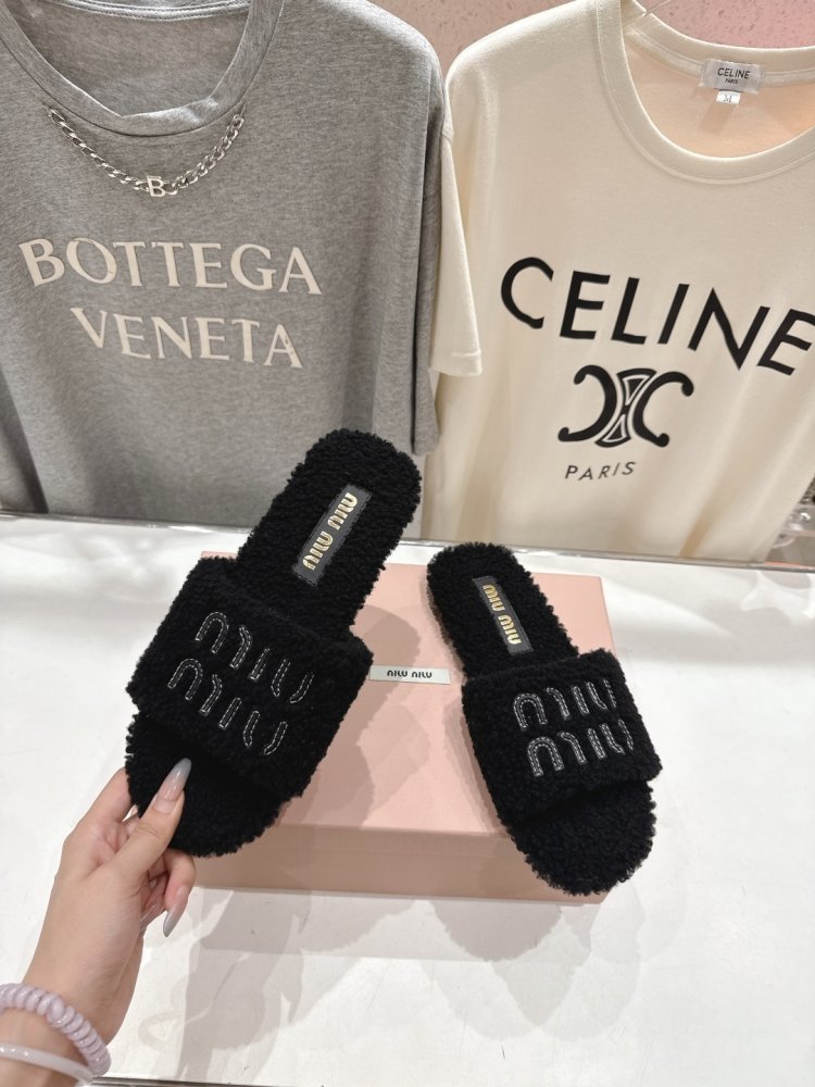 Шльопанці жіночі фото 4