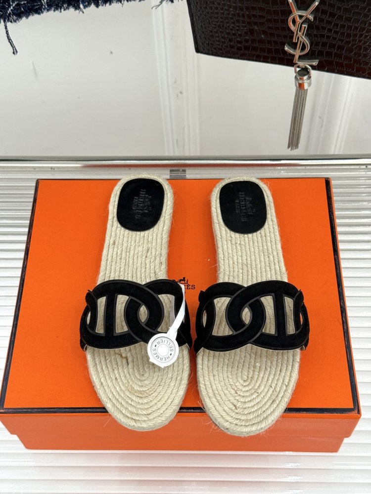 Шльопанці жіночі фото 4