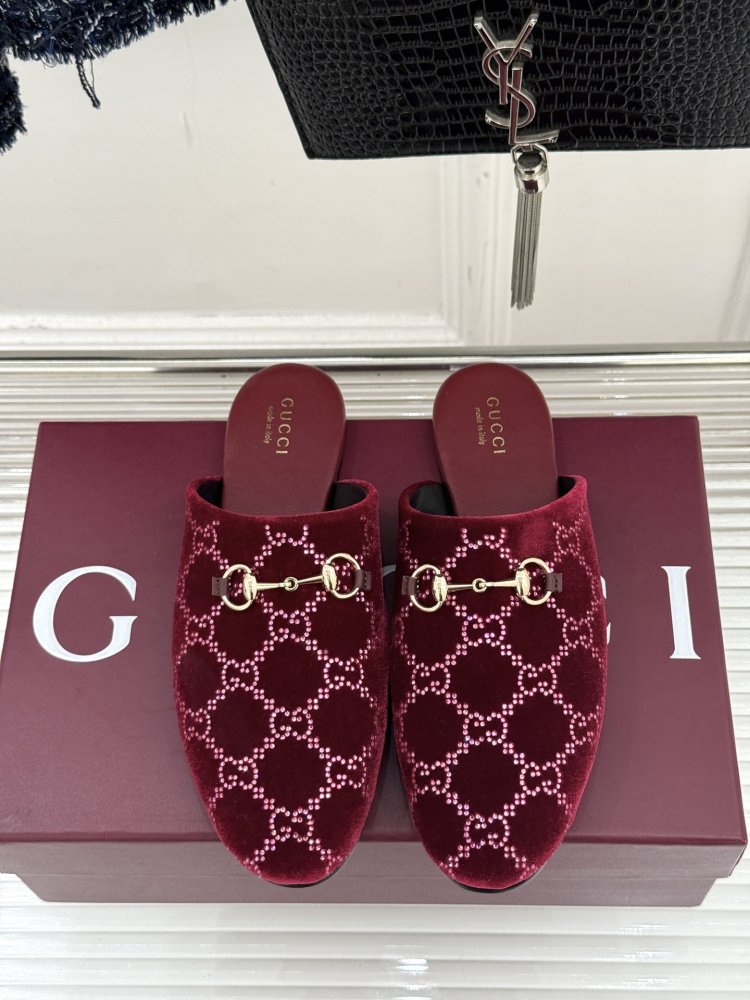 Шльопанці жіночі фото 4