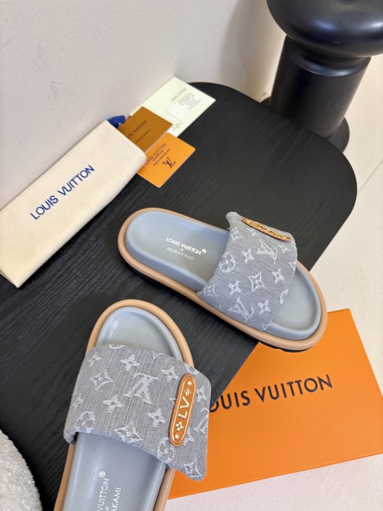 Шлепанцы женские фото 4