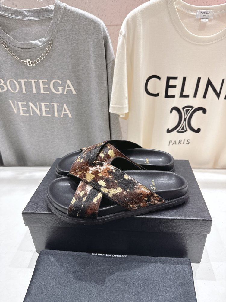 Шлепанцы женские фото 4