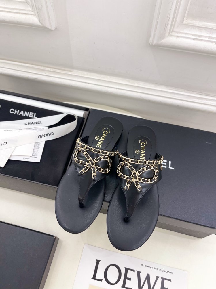 Шльопанці жіночі фото 5