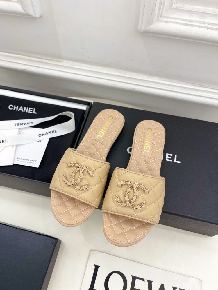 Шльопанці жіночі фото 5