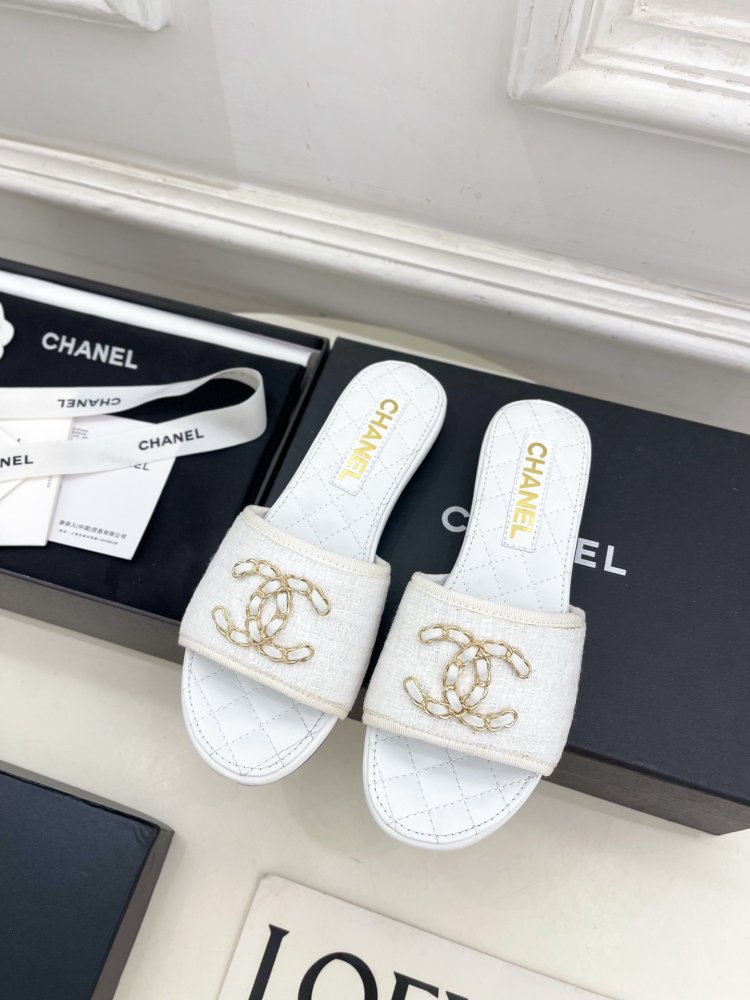 Шльопанці жіночі фото 5