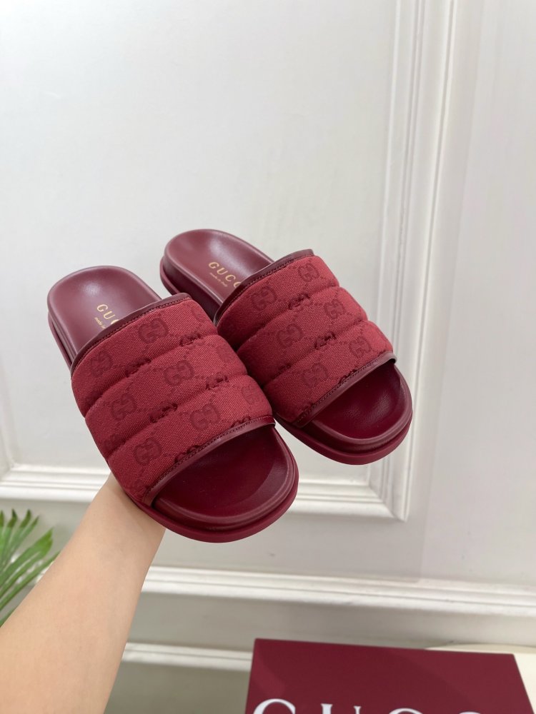 Шльопанці жіночі фото 5