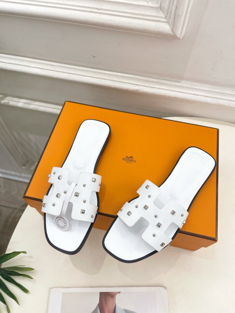 Шльопанці жіночі фото 5