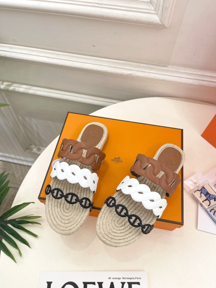 Шльопанці жіночі фото 5