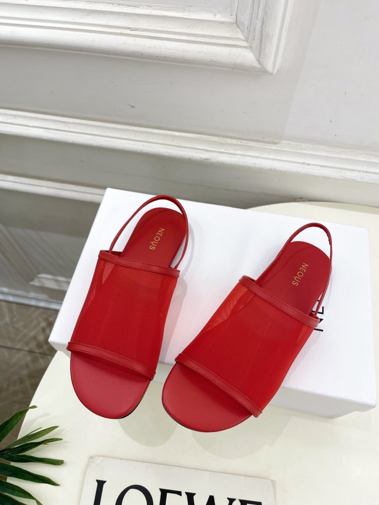 Шльопанці жіночі фото 5