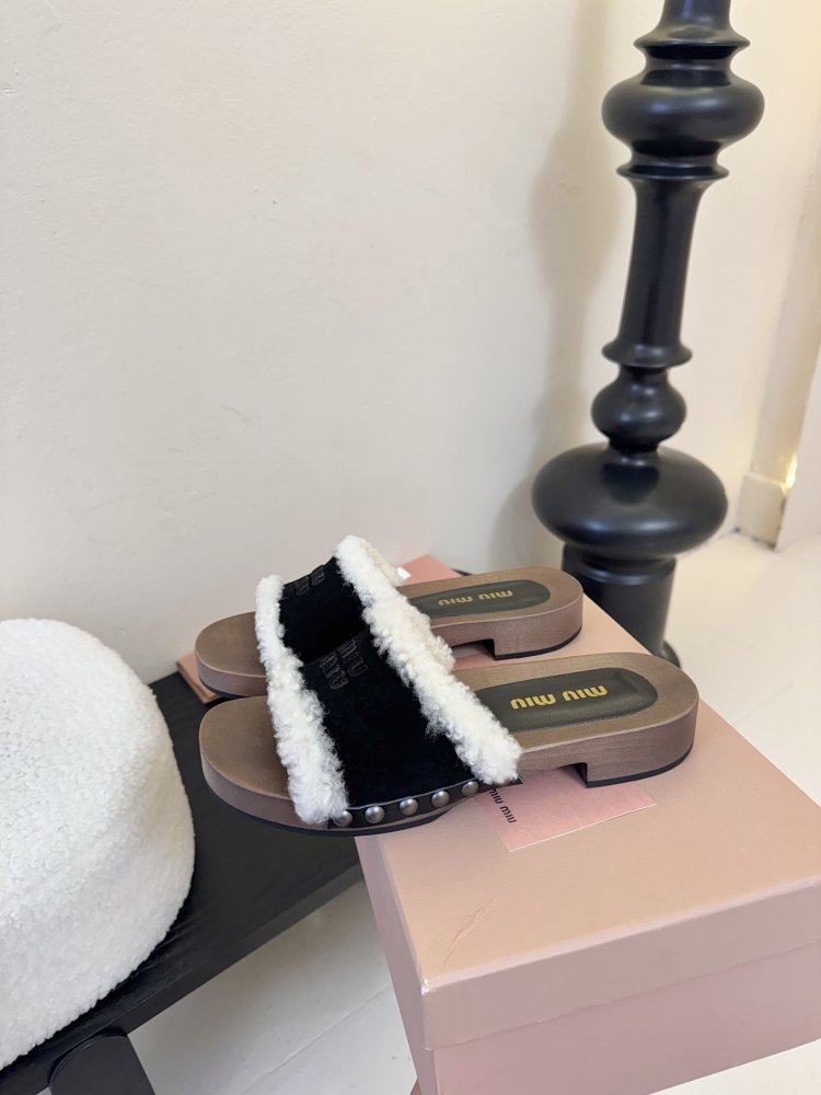 Шльопанці жіночі фото 5