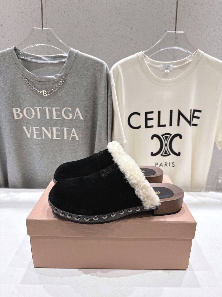 Шльопанці жіночі фото 5