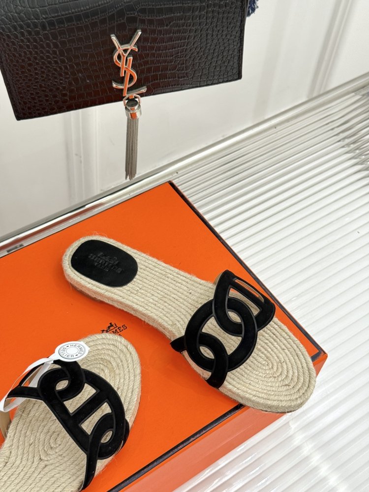 Шльопанці жіночі фото 5