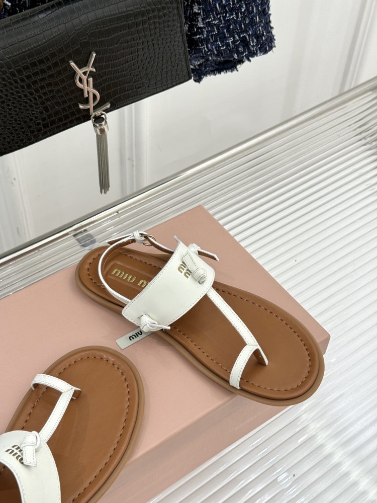 Шлепанцы женские фото 5