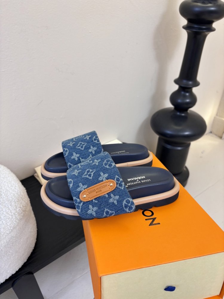 Шлепанцы женские фото 5