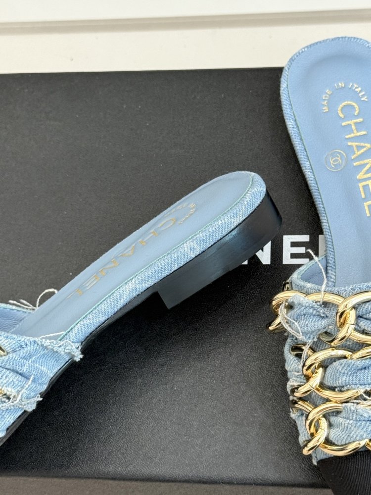 Шльопанці жіночі фото 6