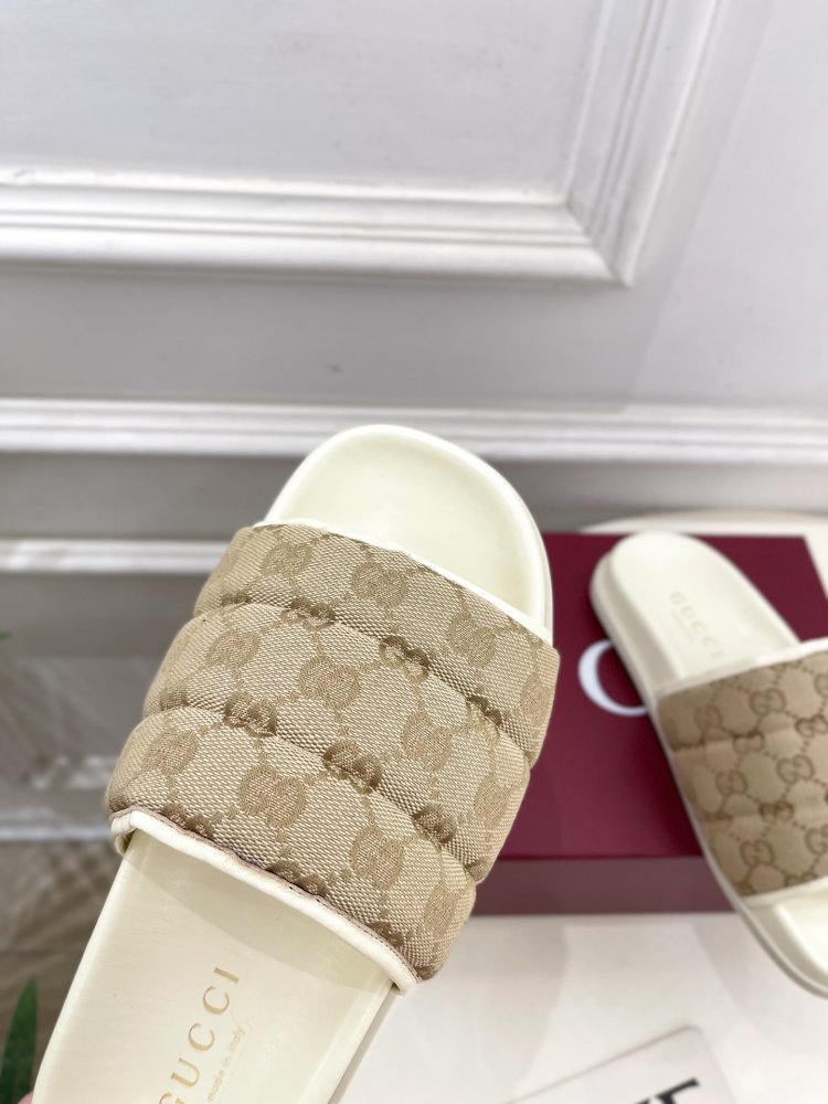 Шлепанцы женские фото 6