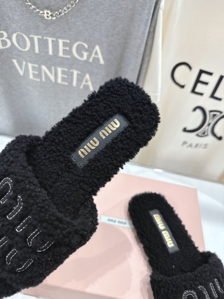 Шльопанці жіночі фото 6