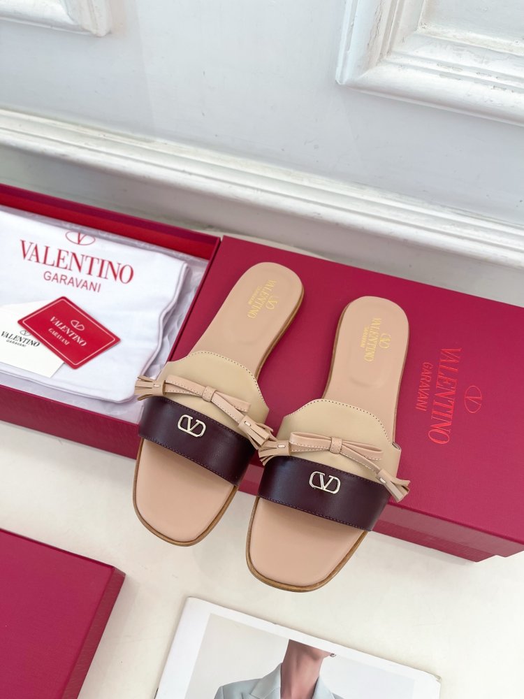 Шлепанцы женские фото 6