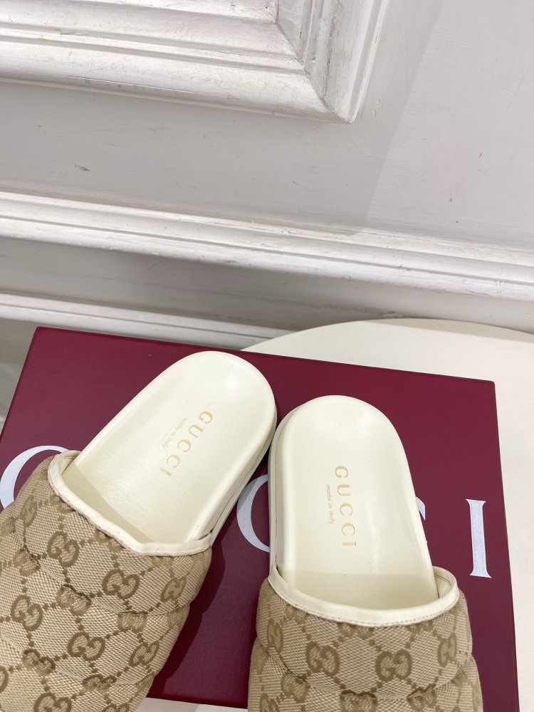 Шлепанцы женские фото 7