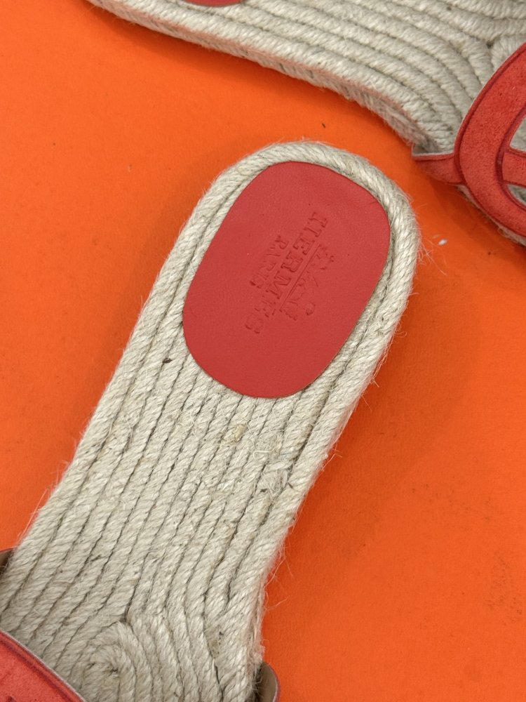 Шльопанці жіночі фото 8