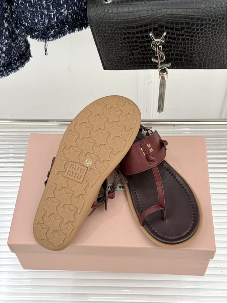 Шлепанцы женские фото 9