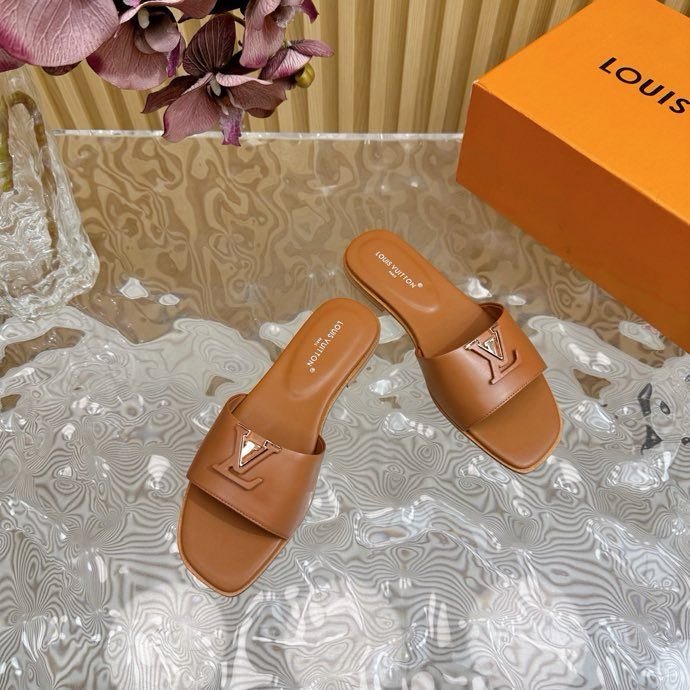 Шлепанцы фото 2