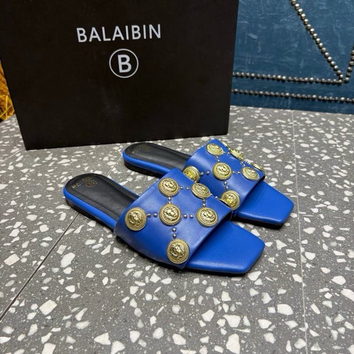 Шлепанцы фото 3