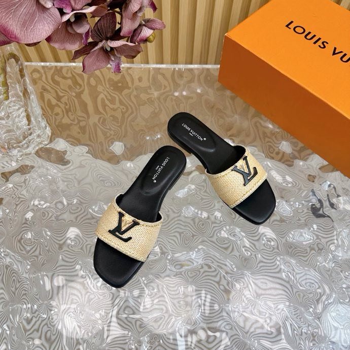 Шлепанцы фото 4