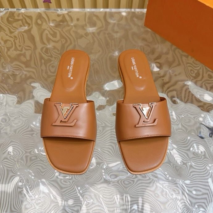 Шлепанцы фото 4