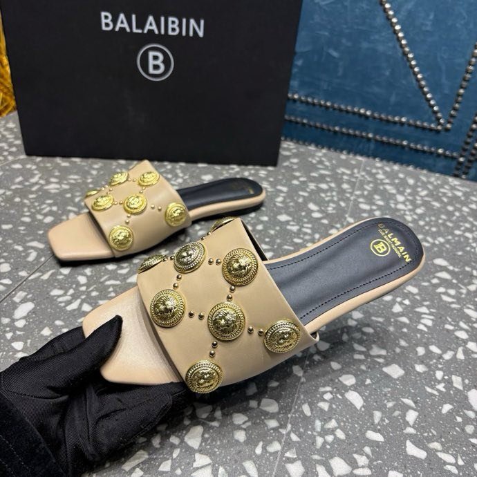 Шлепанцы фото 4