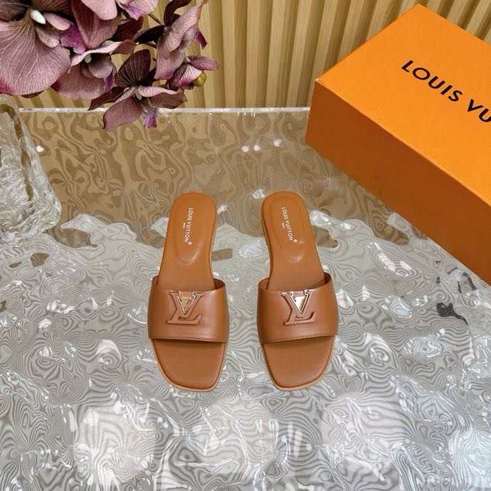 Шлепанцы фото 5