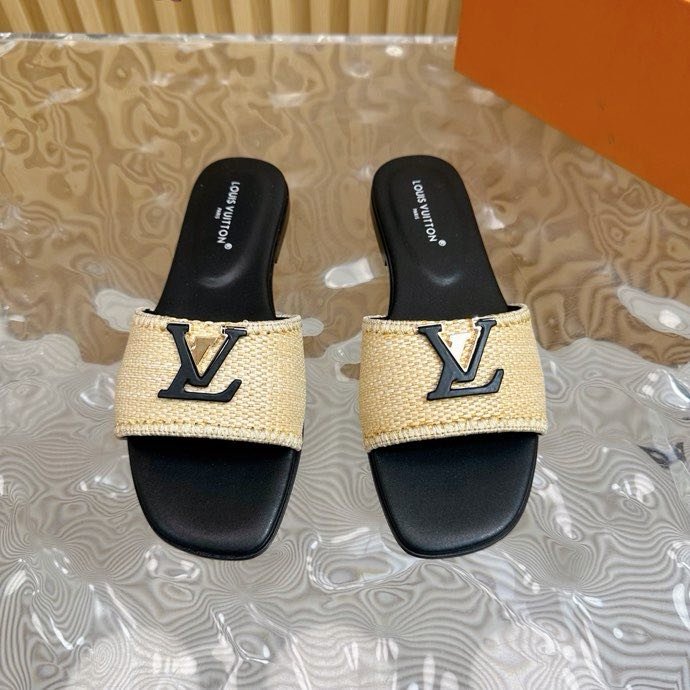 Шлепанцы фото 6