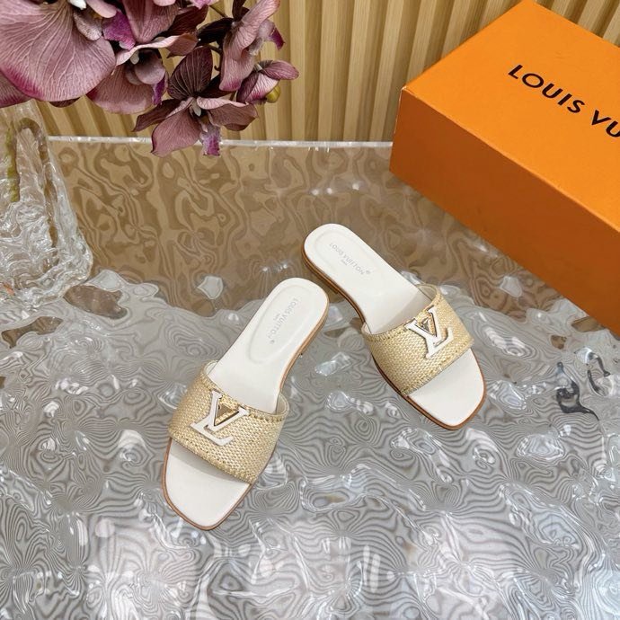 Шлепанцы фото 6