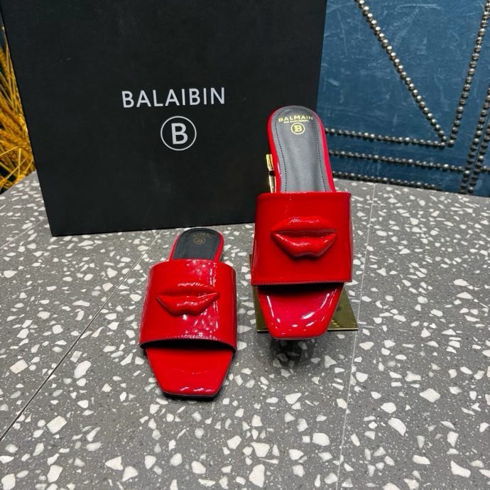 Шлепанцы фото 6