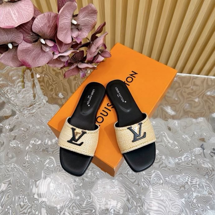 Шлепанцы фото 8