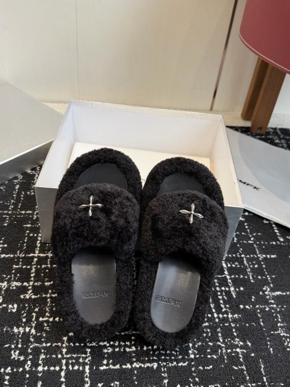 Шльопанці на платформі хутряні фото 3