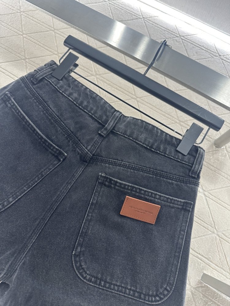 Шорты джинсовые женские фото 8