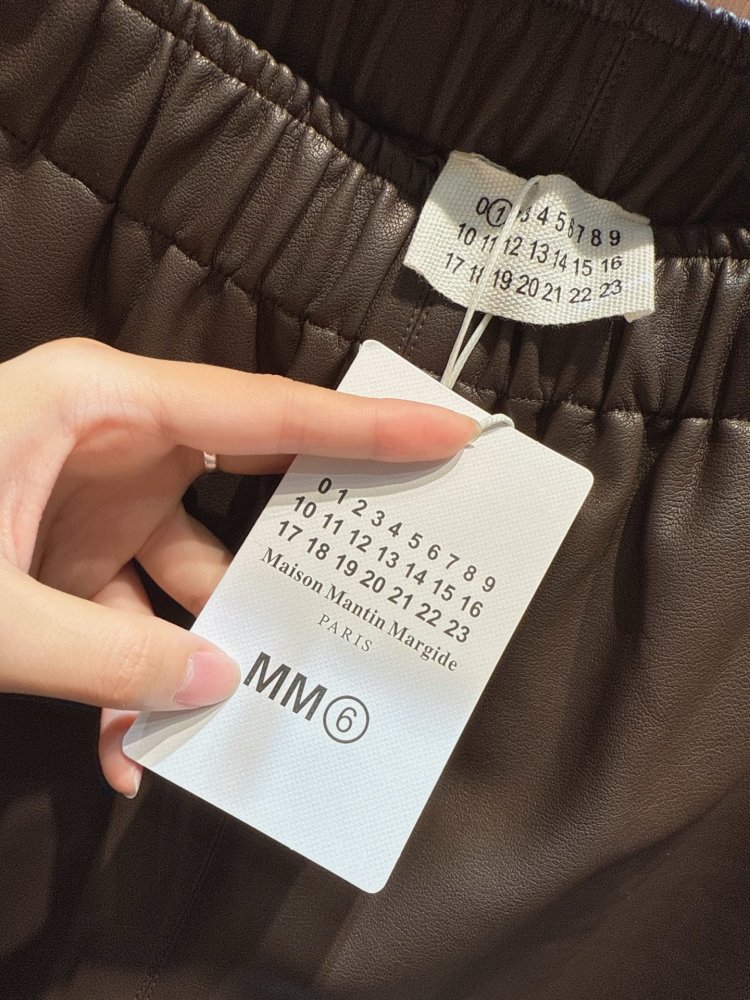 Shorts leather women's фото 3