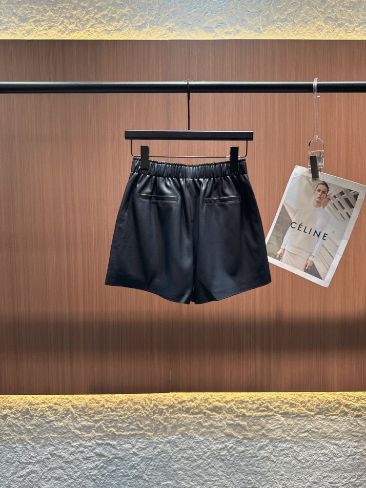 Shorts leather women's фото 9