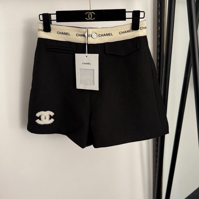 Шорты с высокой талией