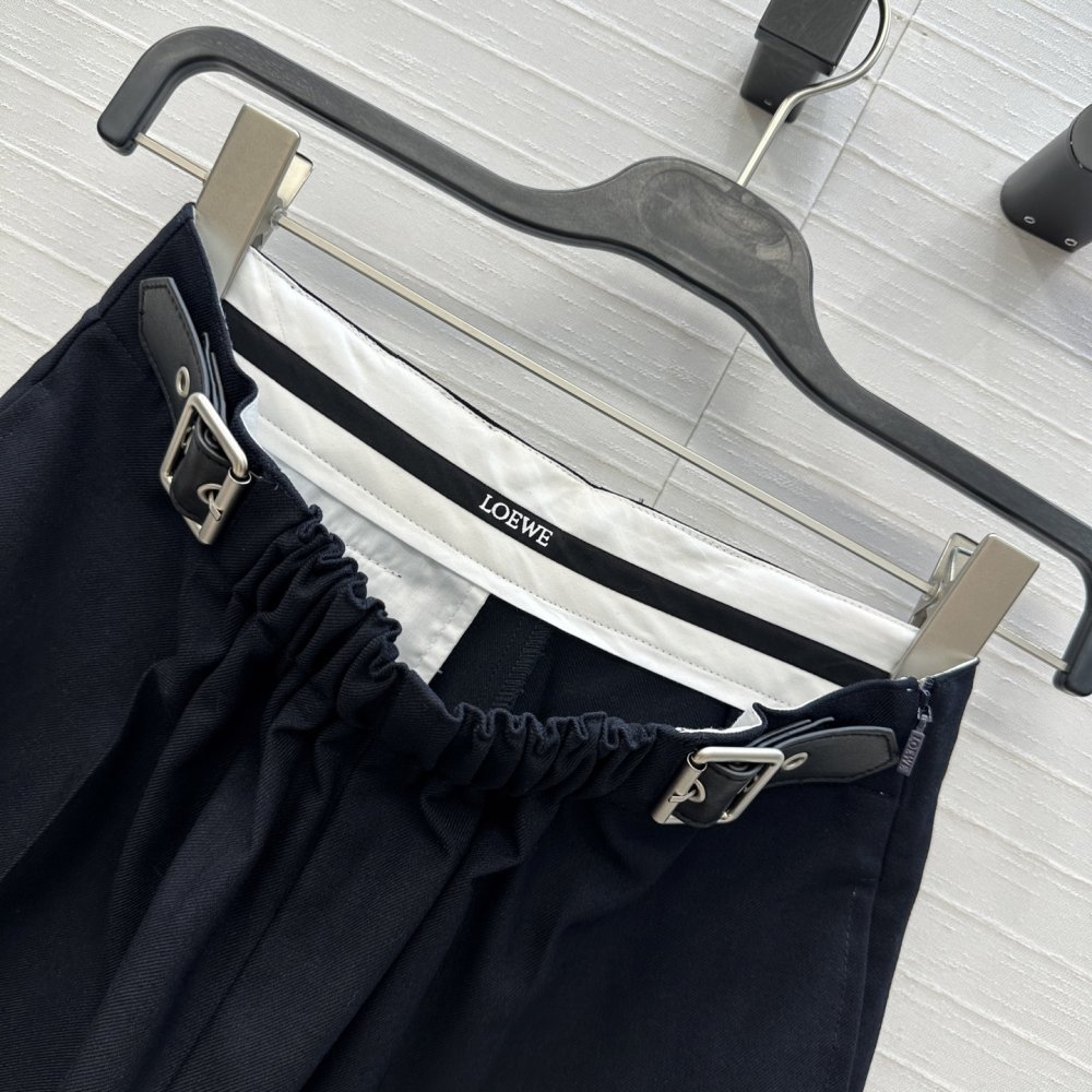 Шорты женские с пряжкой на ремне фото 4