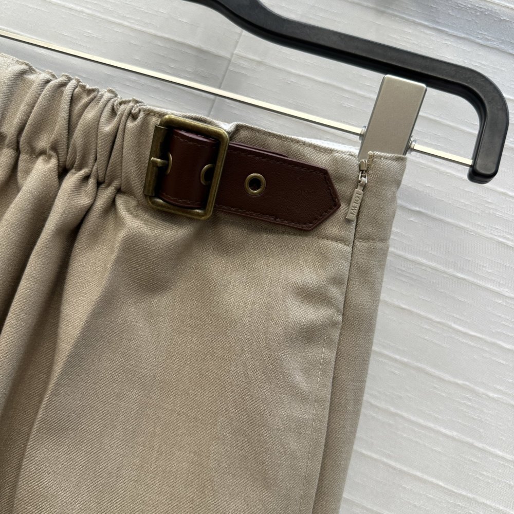 Шорты женские с пряжкой на ремне фото 6