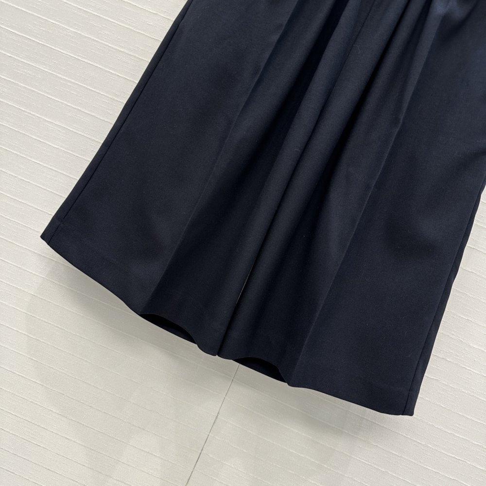 Шорты женские с пряжкой на ремне фото 7