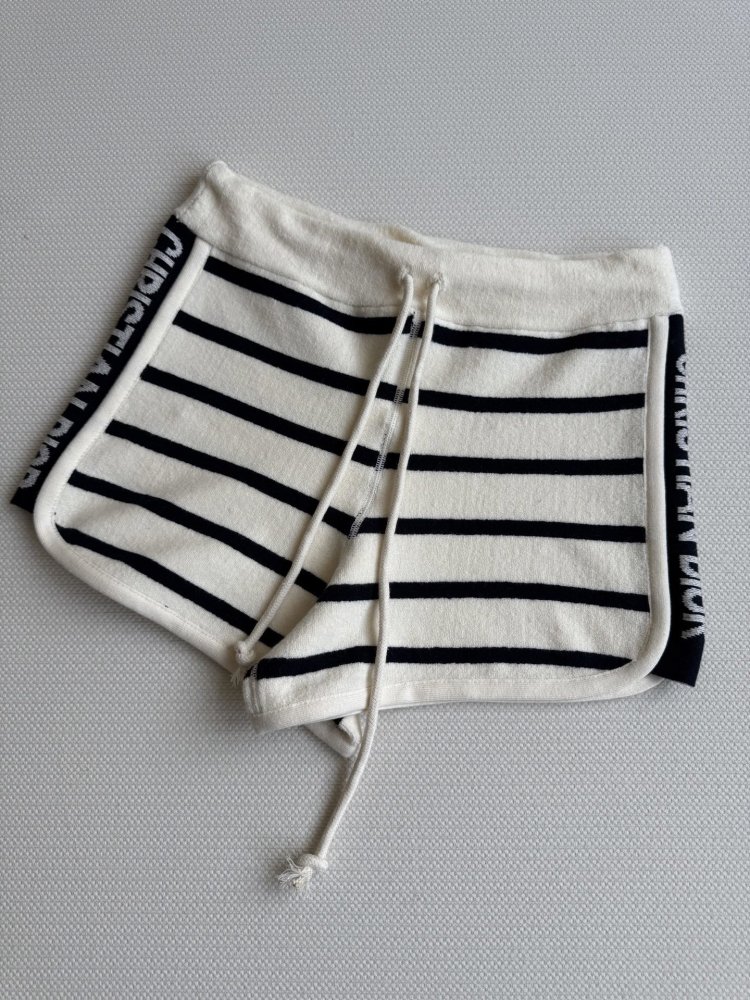 Шорти жіночі