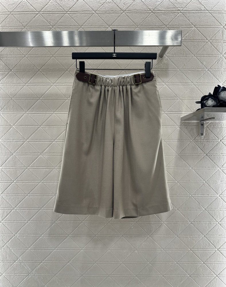 Шорты женские