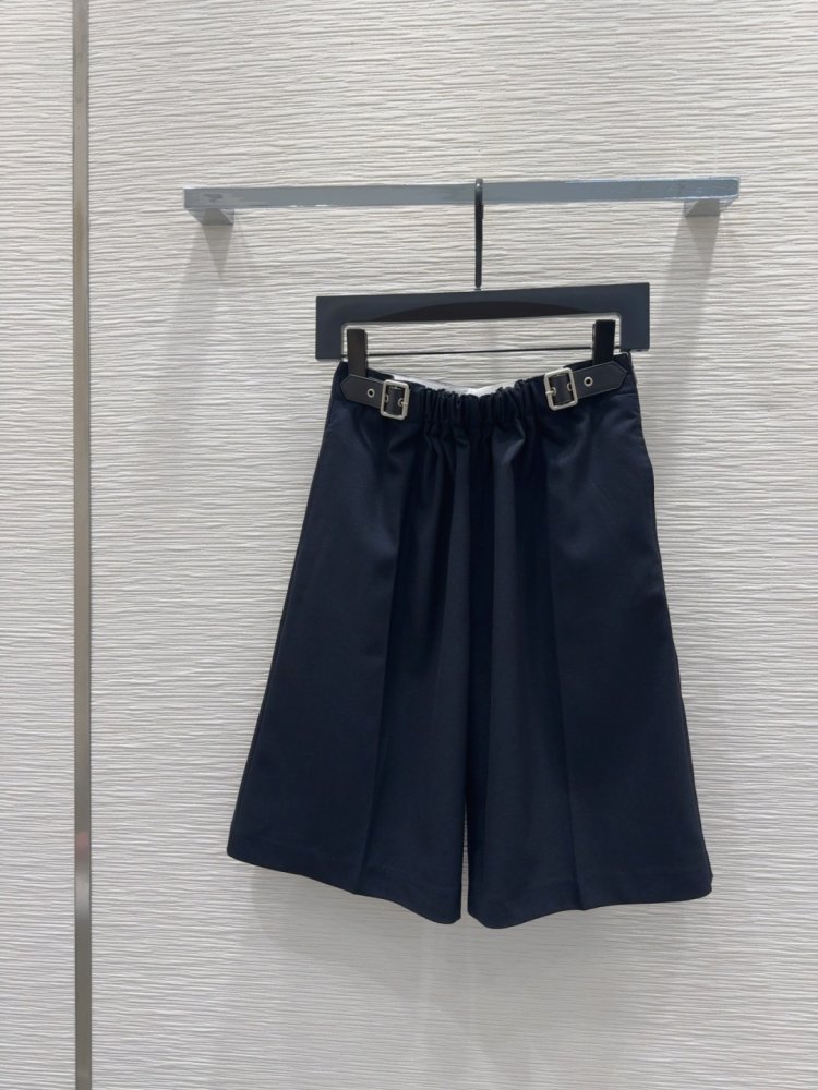 Шорты женские