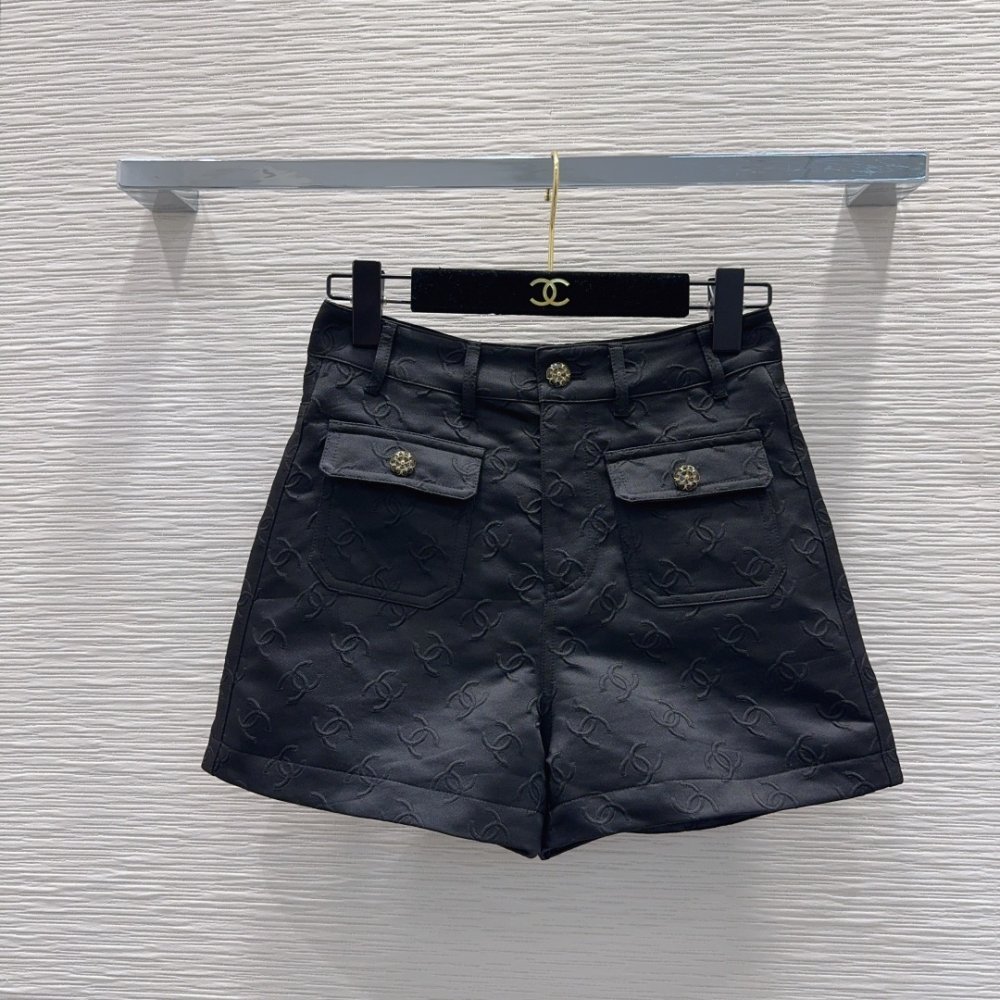 Шорты женские