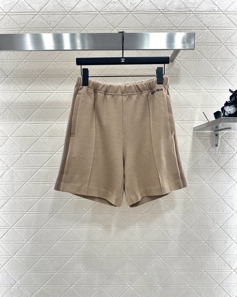 Шорты женские