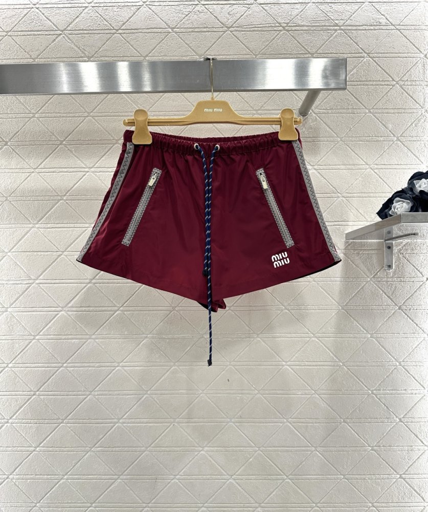 Шорты женские