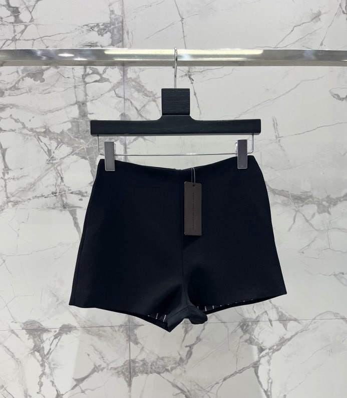 Шорты женские